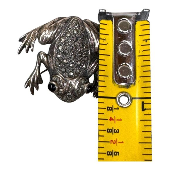 Vintage 925 sterling silver vintage marcasite Frog brooch black gem eyes pin - Picture 5 of 6